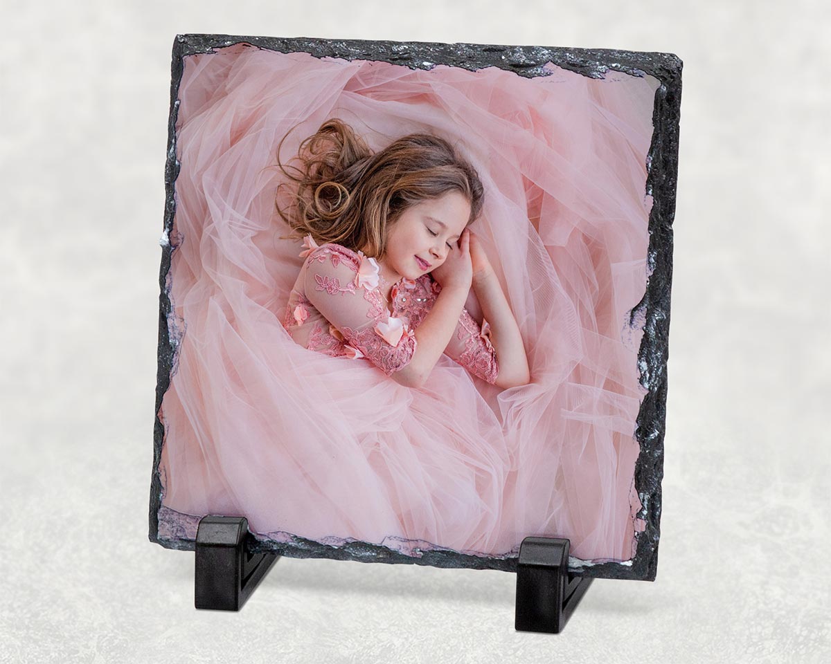 Child's picture printed on suare photo slate